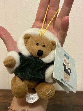Rare HTF NWT 2001 Harrods 2001 Vintage Christmas Bear Ornament Plush Toy